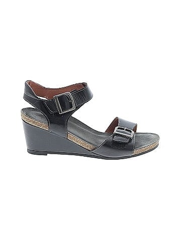 Taos Wedges (view 1)