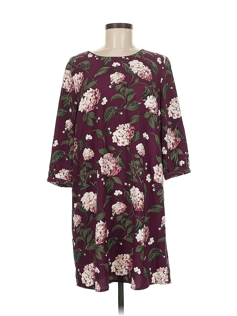 Click to view more detailed imagery on our partner's website Pre-owned Ann Taylor Loft Outlet Casual Dress In Burgundy