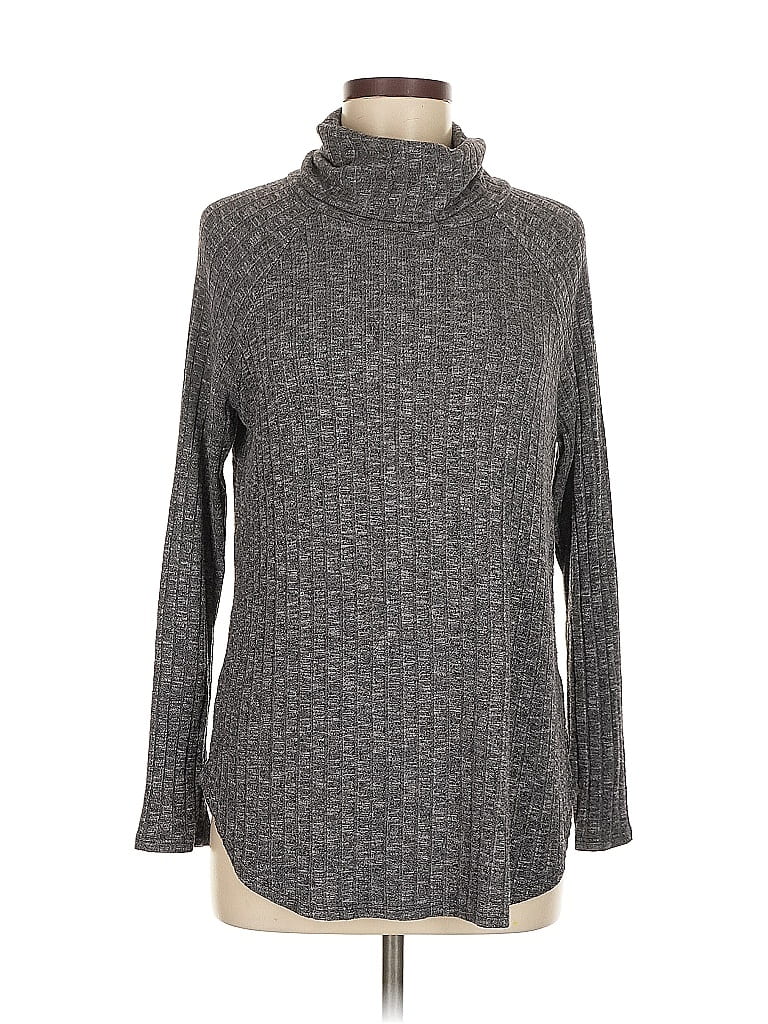 Click to view more detailed imagery on our partner's website Pre-owned Michael Stars Turtleneck Sweater In Gray