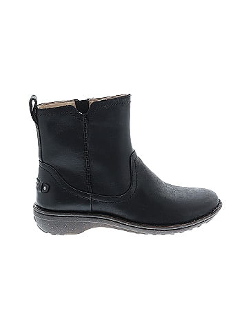 Ugg Australia Ankle Boots (view 1)