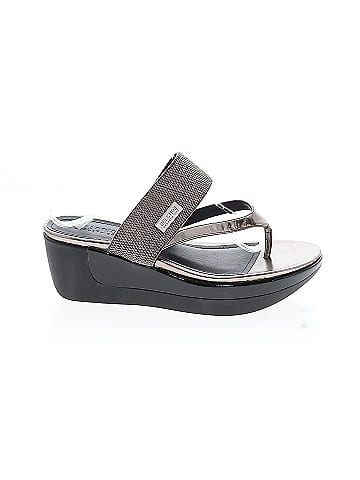 Kenneth Cole REACTION Wedges (view 1)