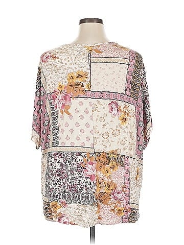 24/7 Maurices Short Sleeve Blouse (view 2)