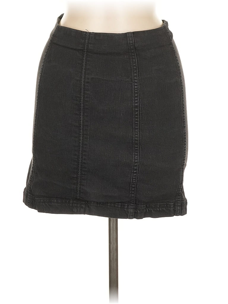 Click to view more detailed imagery on our partner's website Pre-owned Free People Denim Skirt In Black