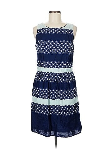 IZOD Sleeveless T-Shirt (view 1)