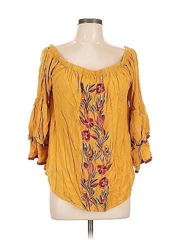 Solitaire 3/4 Sleeve Blouse (view 1)