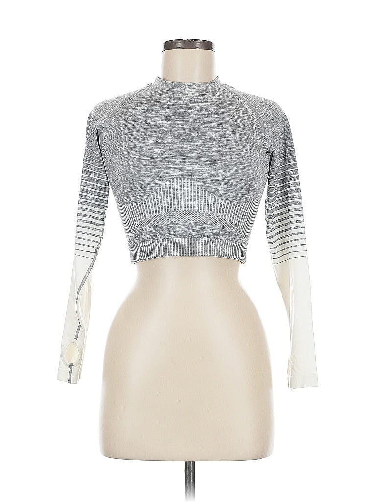 Pre-owned Unbranded 3/4 Sleeve T-shirt In Silver