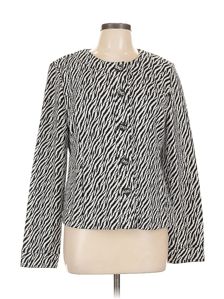 Click to view more detailed imagery on our partner's website Pre-owned Charter Club Jacket In White