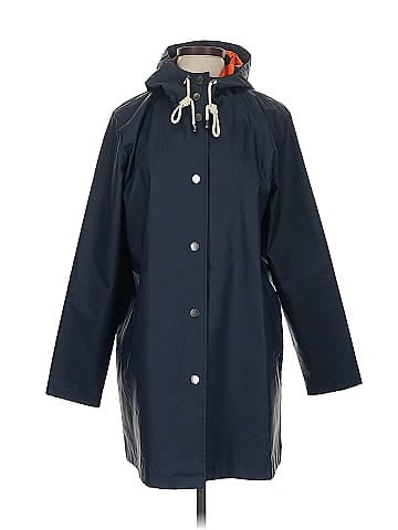 Pendleton Raincoat (view 1)