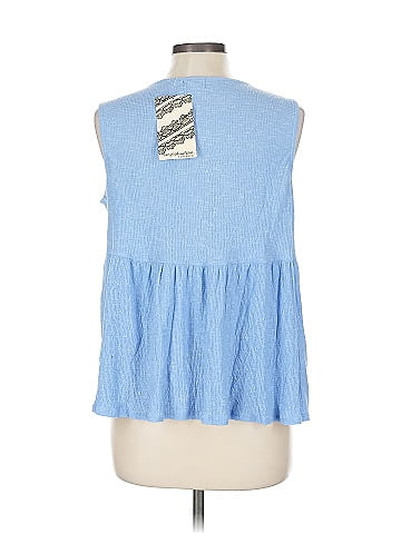 Eyeshadow Sleeveless T-Shirt (view 2)