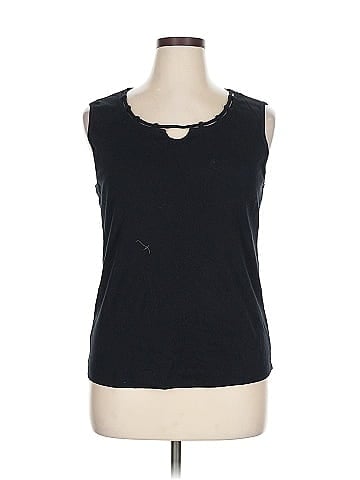 Karen Scott Sleeveless T-Shirt (view 1)