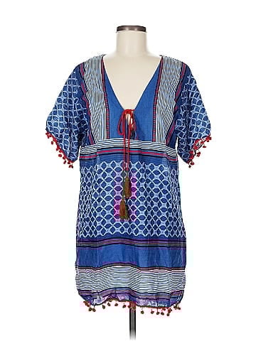 Romeo & Juliet Couture Casual Dress (view 1)