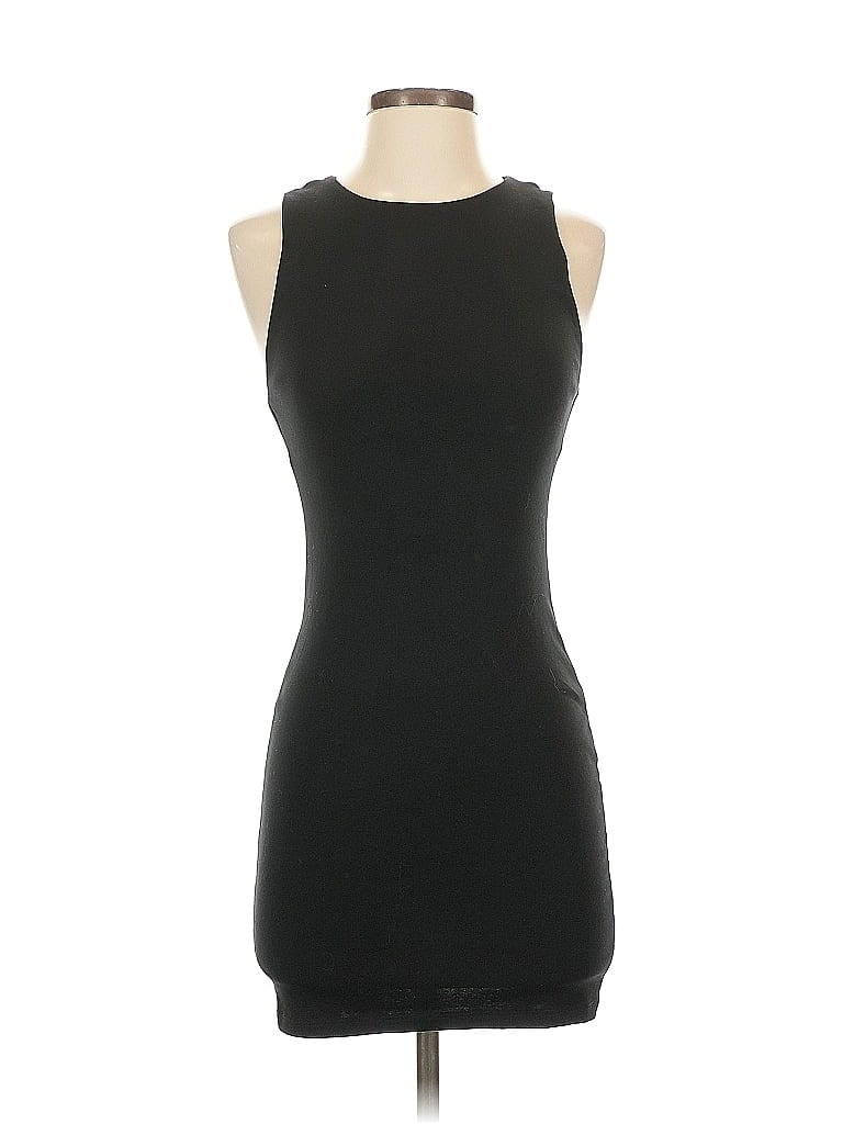 Click to view more detailed imagery on our partner's website Pre-owned Zara Cocktail Dress In Black