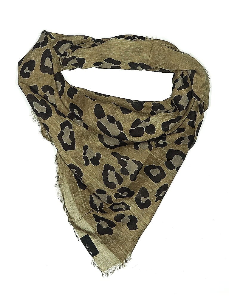Click to view more detailed imagery on our partner's website Pre-owned Fraas Scarf In Brown