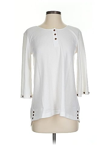Simply Noelle Pullover Sweater (view 1)