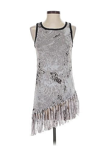 Simply Noelle Sleeveless Blouse (view 1)
