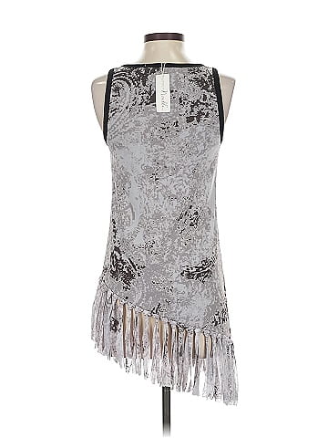 Simply Noelle Sleeveless Blouse (view 2)