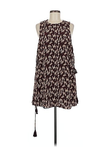 Elizabeth and James Casual Dress (view 1)