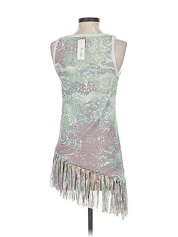 Simply Noelle Sleeveless Blouse (view 2)