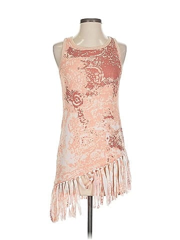 Simply Noelle Sleeveless Top (view 1)