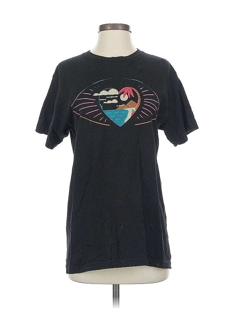 Click to view more detailed imagery on our partner's website Pre-owned Katy Perry Short Sleeve T-shirt In Black