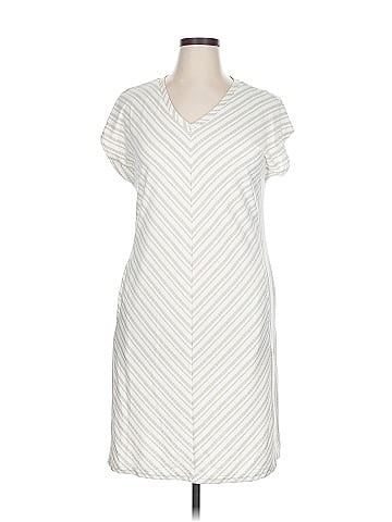 Liz Claiborne Casual Dress (view 1)