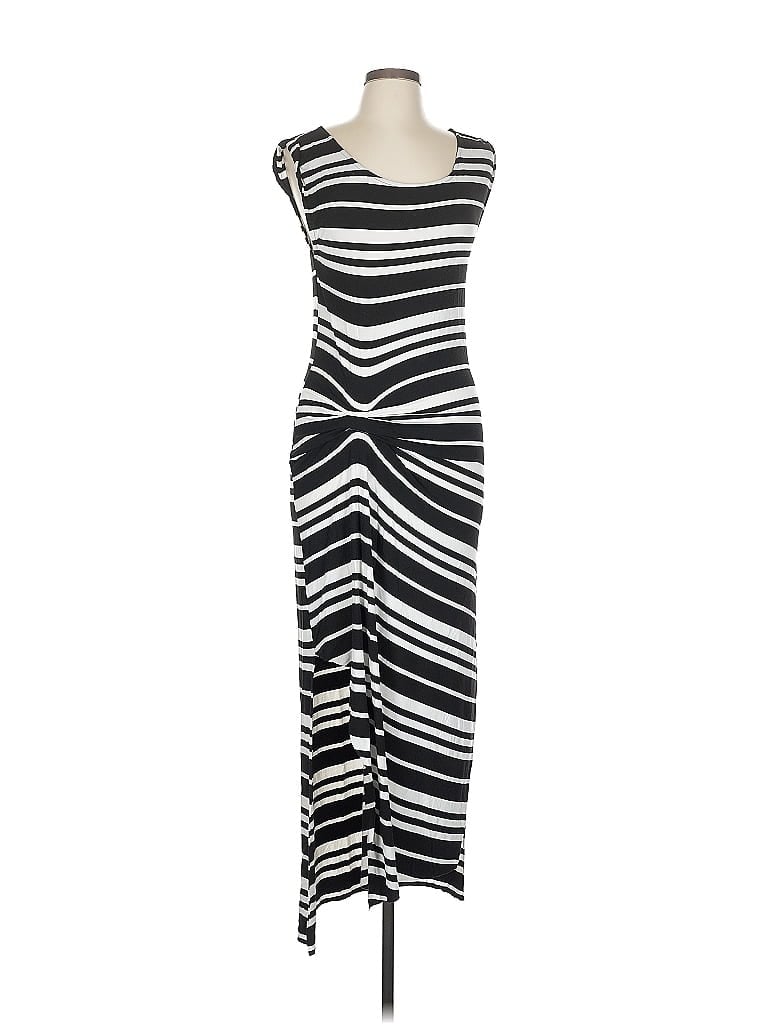 Click to view more detailed imagery on our partner's website Pre-owned Mystree Casual Dress In Black