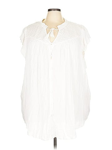 Torrid Sleeveless Blouse (view 1)