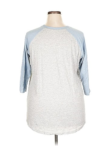 Torrid 3/4 Sleeve T-Shirt (view 2)