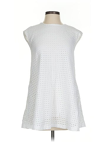Izzy & Lola Casual Dress (view 1)