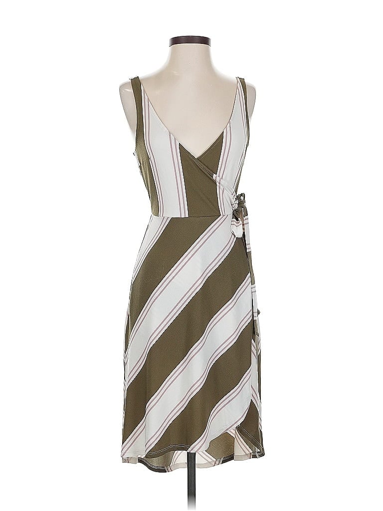 Pre-owned Express Casual Dress In Green