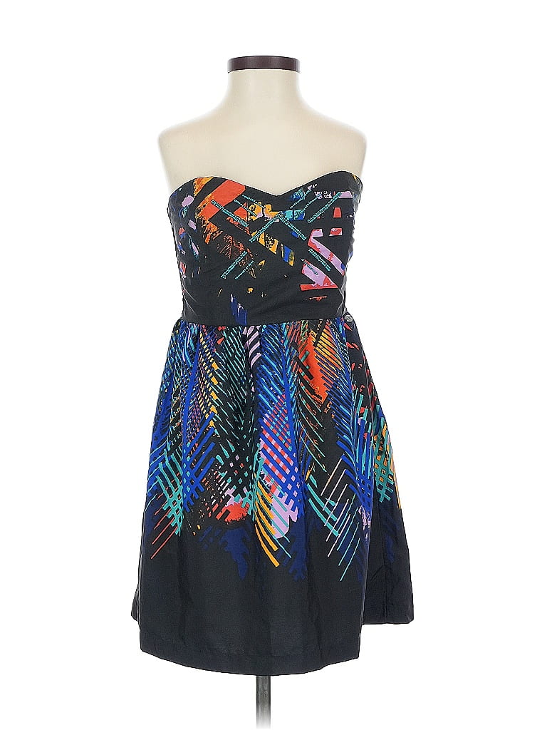 Click to view more detailed imagery on our partner's website Pre-owned Roxy Cocktail Dress In Black