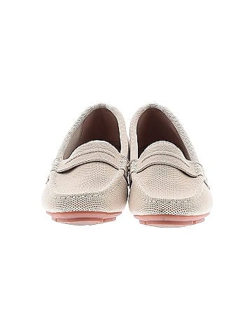 Unbranded Flats (view 2)
