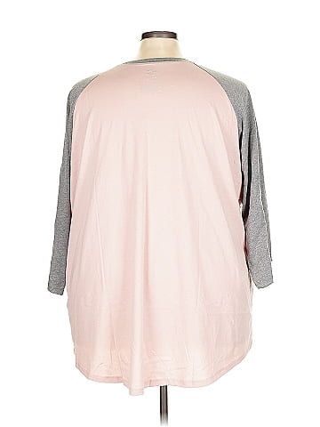 Torrid 3/4 Sleeve T-Shirt (view 2)