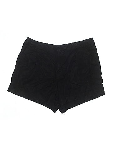 Gap Shorts (view 1)