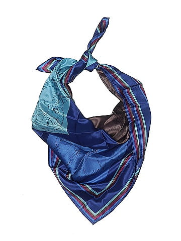 Vera Scarf (view 1)