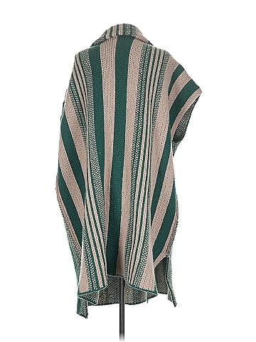 Böhme Poncho (view 2)