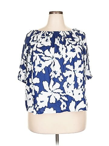 Sonoma Goods for Life Short Sleeve Blouse (view 1)