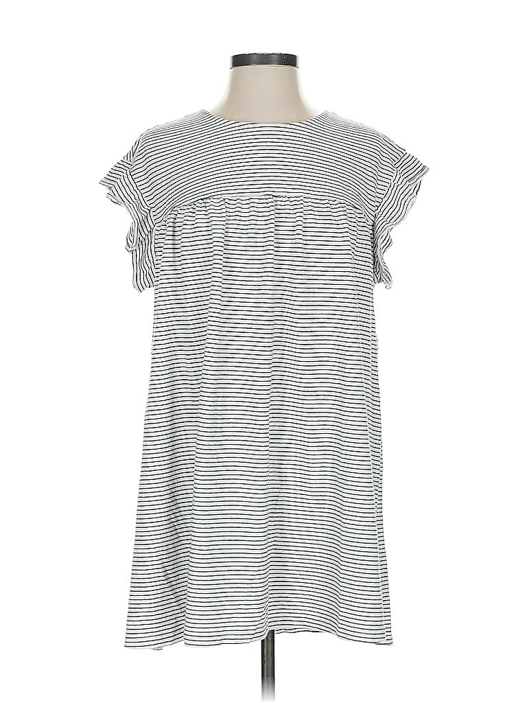 Click to view more detailed imagery on our partner's website Pre-owned Asos Design Casual Dress In Gray