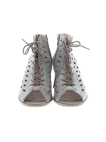 Paul Green Ankle Boots (view 2)