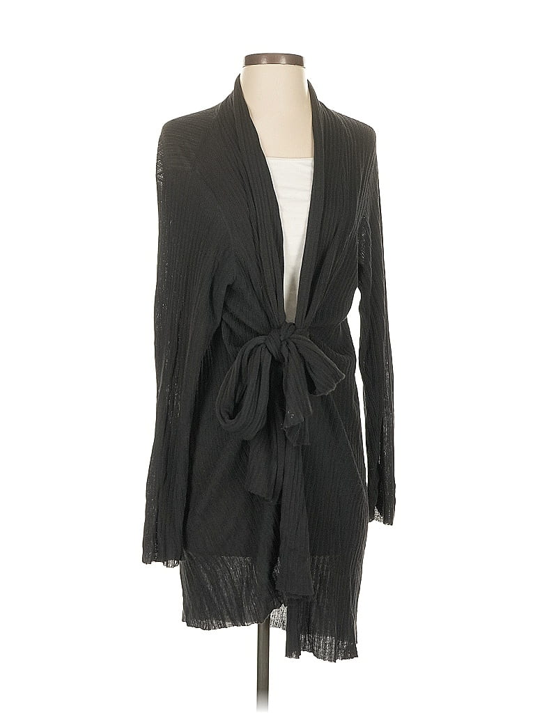 Click to view more detailed imagery on our partner's website Pre-owned Mm. Lafleur Kimono In Gray