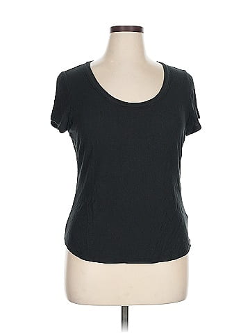American Eagle Outfitters Short Sleeve T-Shirt (view 1)