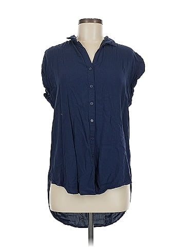Velvet Heart Sleeveless Button-Down Shirt (view 1)