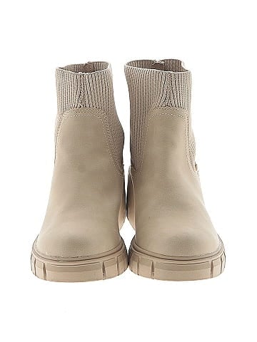 Madden Girl Ankle Boots (view 2)