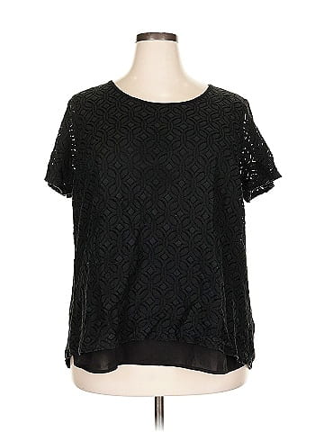 Market and Spruce Short Sleeve Blouse (view 1)