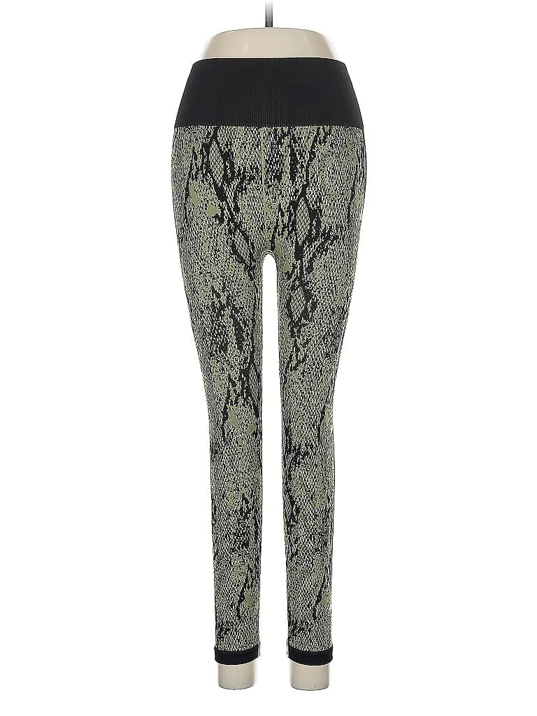 Pre-owned Fabletics Active Pants In Green