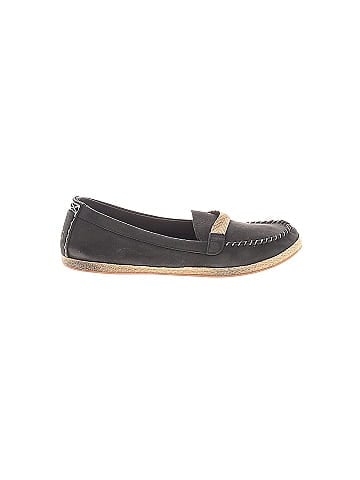 Ugg Flats (view 1)