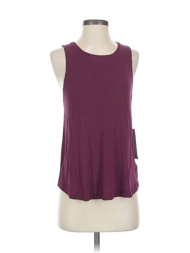 Pre-owned Athleta Sleeveless T-shirt In Burgundy