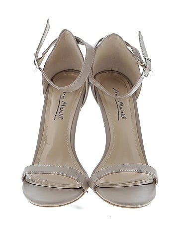 Anne Michelle Heels (view 2)