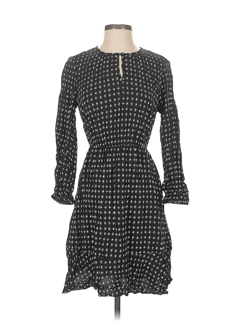 Pre-owned Old Navy Casual Dress In Black