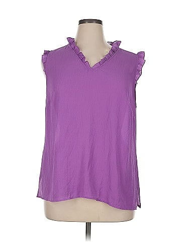 Liz Claiborne Career Sleeveless Blouse (view 1)